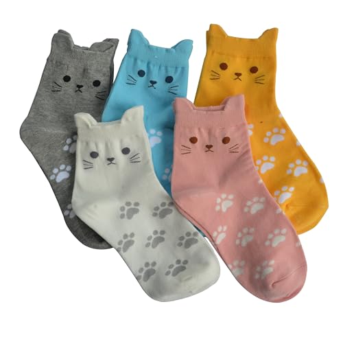 Best Gifts for Cat Moms: Unique and Fun Presents They’ll Adore