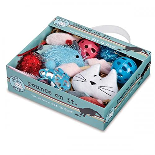 Best Gifts for Cats for Christmas: Top Interactive Toys to Delight Your Kitty